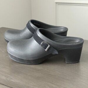 CROCS Sarah Clog Mule Shoes Black
